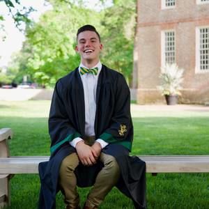 Meet your Posher, Max